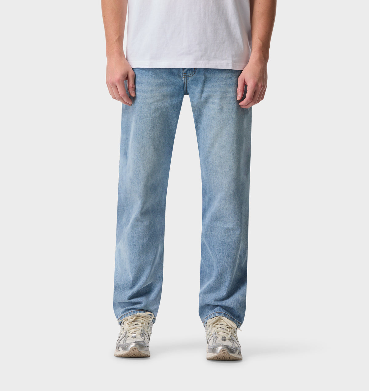 Tobi Straight Denim - Faded Blue