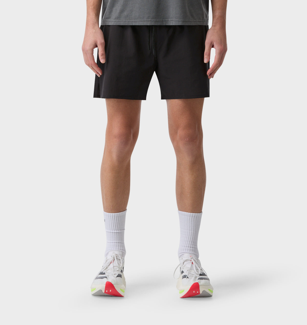 Performance 4.5 Inch Run Short - Black