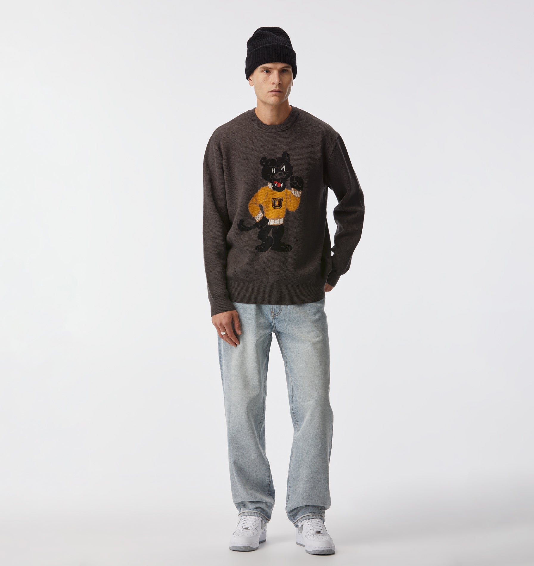 Panther Knit Sweater - Charcoal