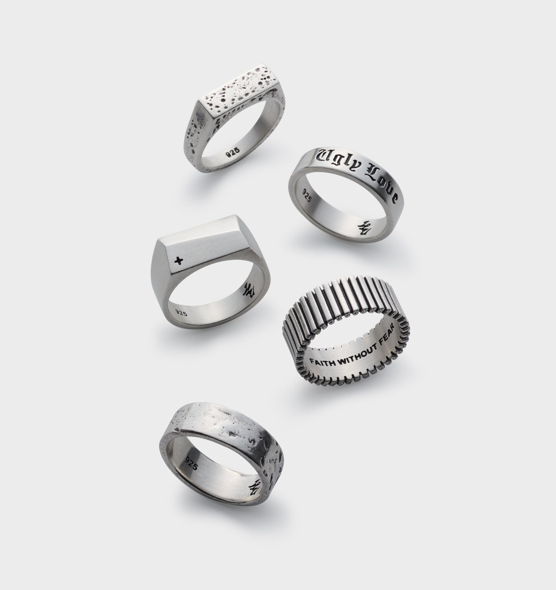 Ugly Love Band Ring - Silver