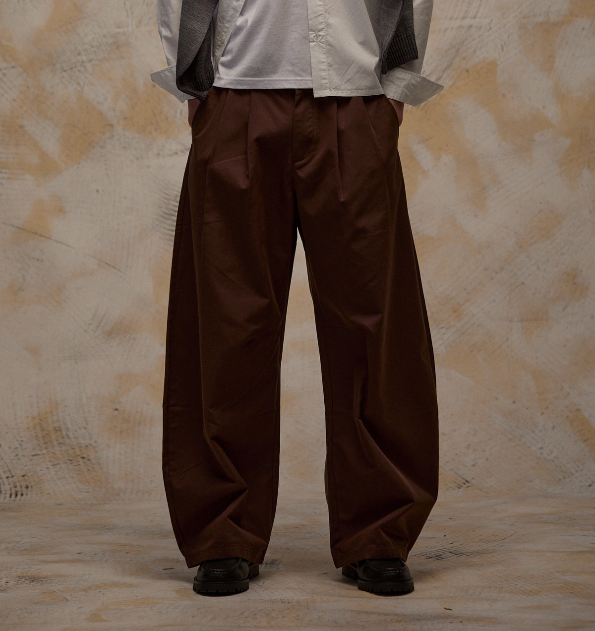 Balloon Pleat Pant - Brown