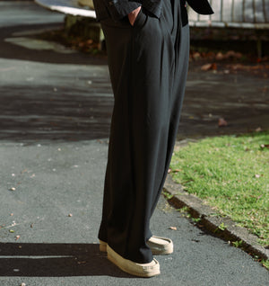 Cotton Albert Pleated Pant - Black