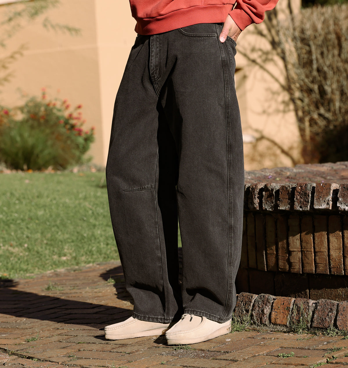 Barrel Leg Denim - Washed Black