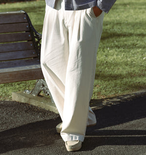 Cotton Albert Pleated Pant - Ecru