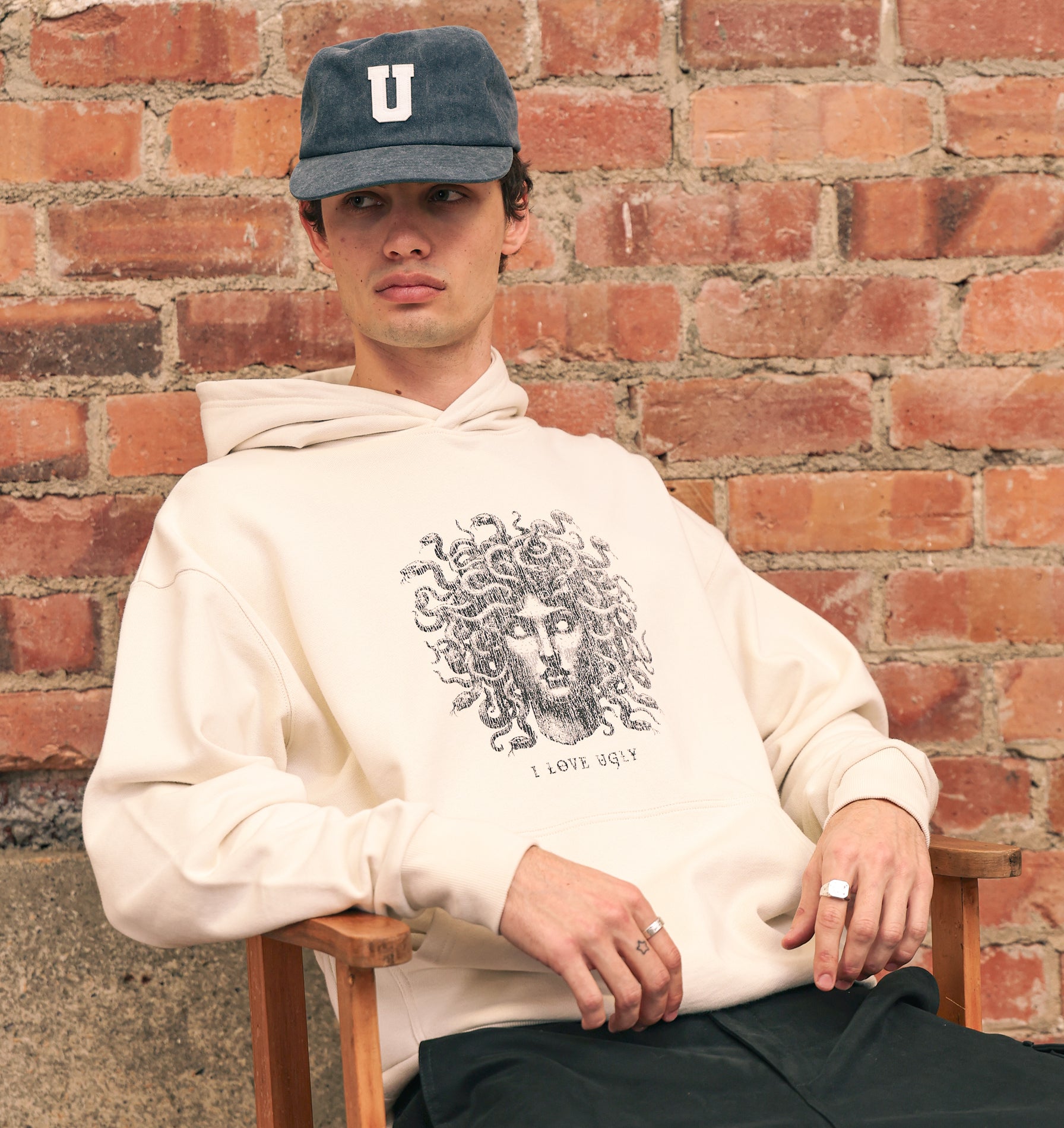 Medusa Box Hood 2.0 - Off White