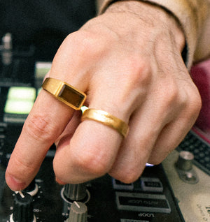 Smokey Quartz Signet Ring - White Brass/18K Hamilton