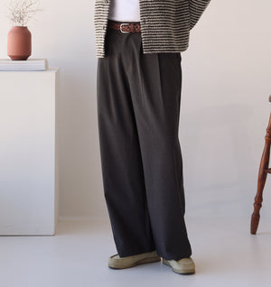 Albert Pleated Pant - Charcoal