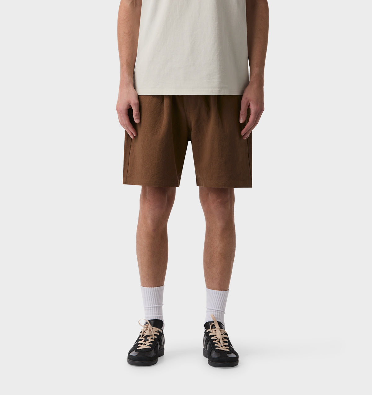 Linen Michael Pleat Short - Coffee Bean