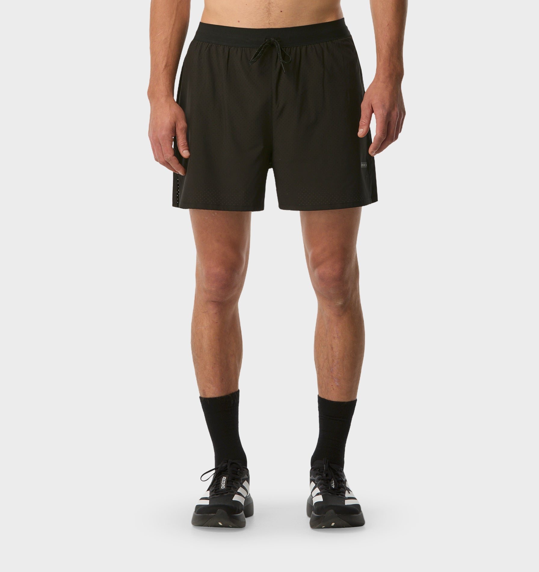 Active 4.5 Inch Laser Run Short - Black