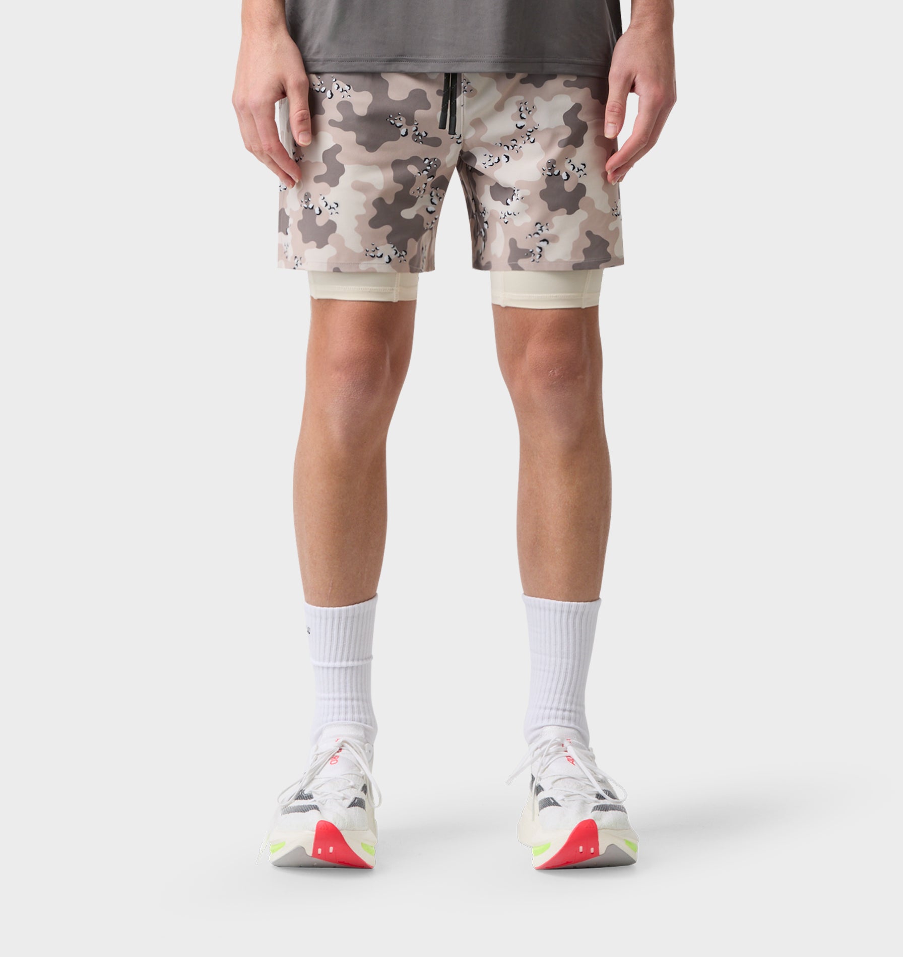 Performance 2 in 1 Short - Desert Camo