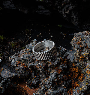 Ribbed Band Ring - Silver