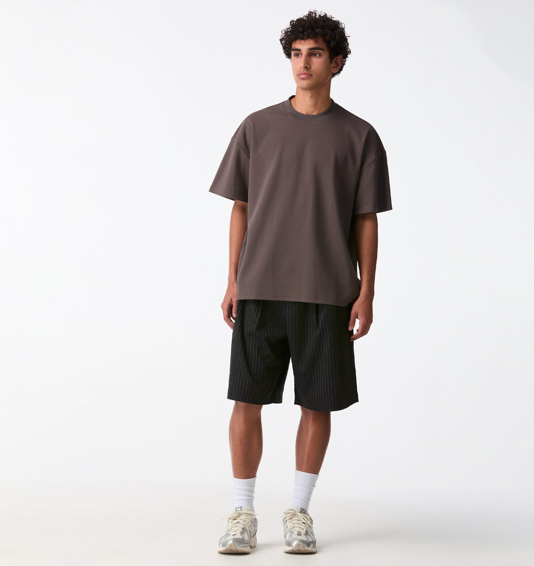 Alby Pleated Short - Black Pinstripe