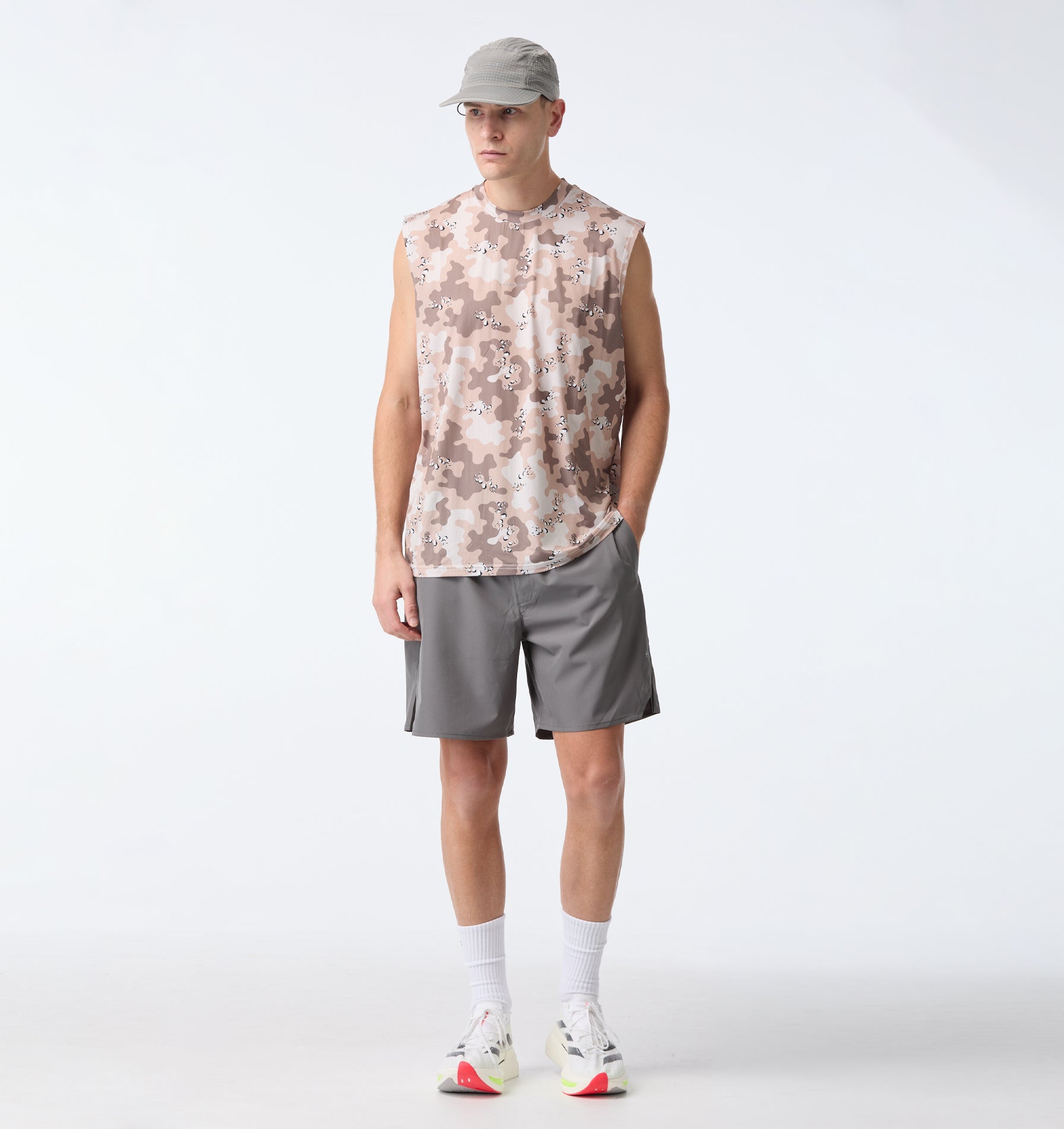 Active Tank - Desert Camo