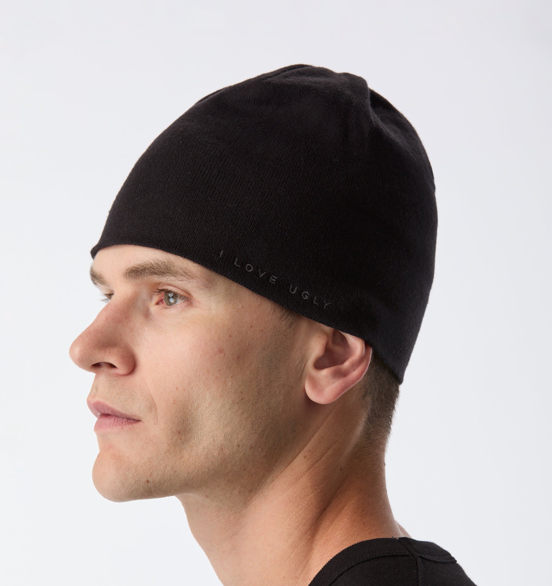 ILU Skull Beanie - Black
