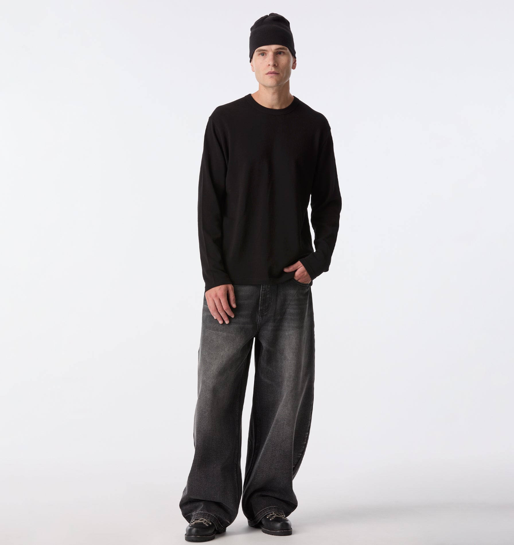 Heavy LS Tee - Black