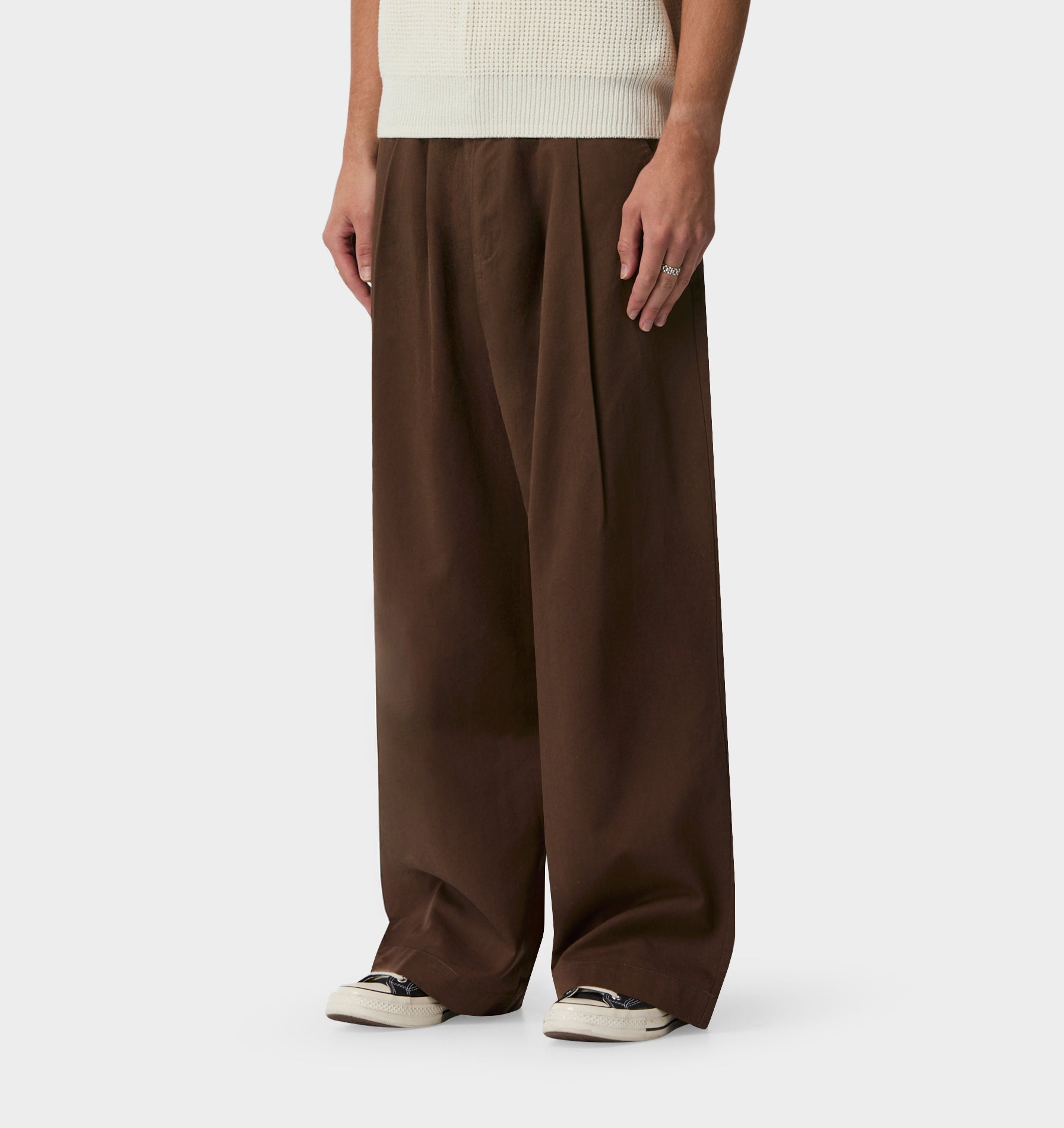 Otto Pleated Pant - Dark Brown