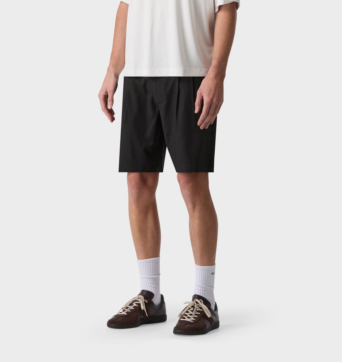 Nylon Alby Pleated Short - Black