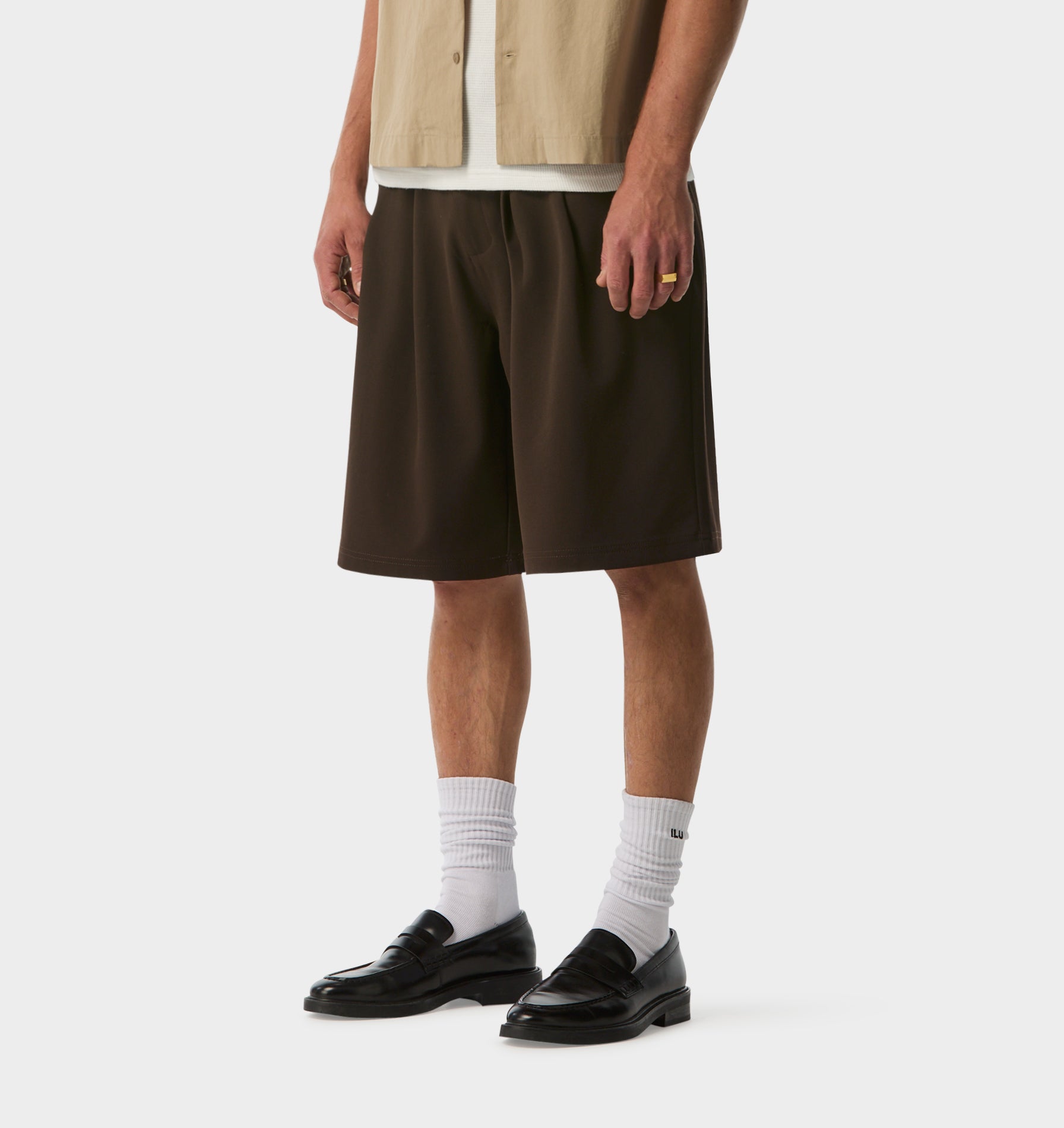 Alby Pleated Short - Espresso