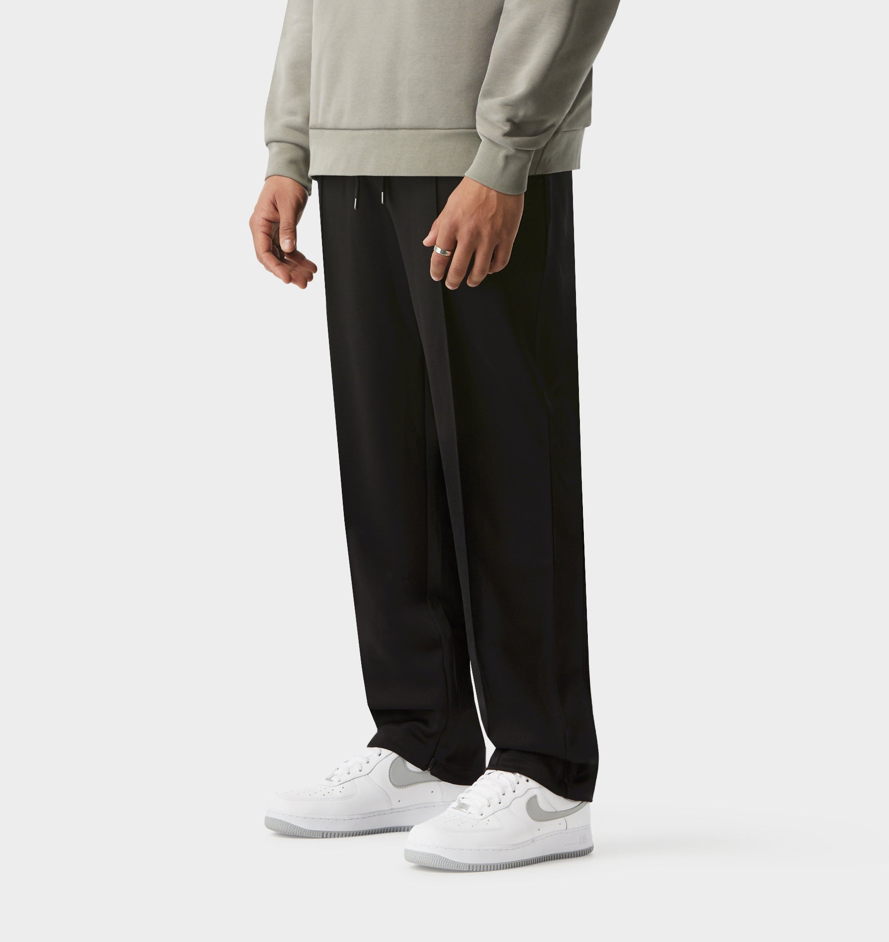 Anton Trackie 2.0 - Black