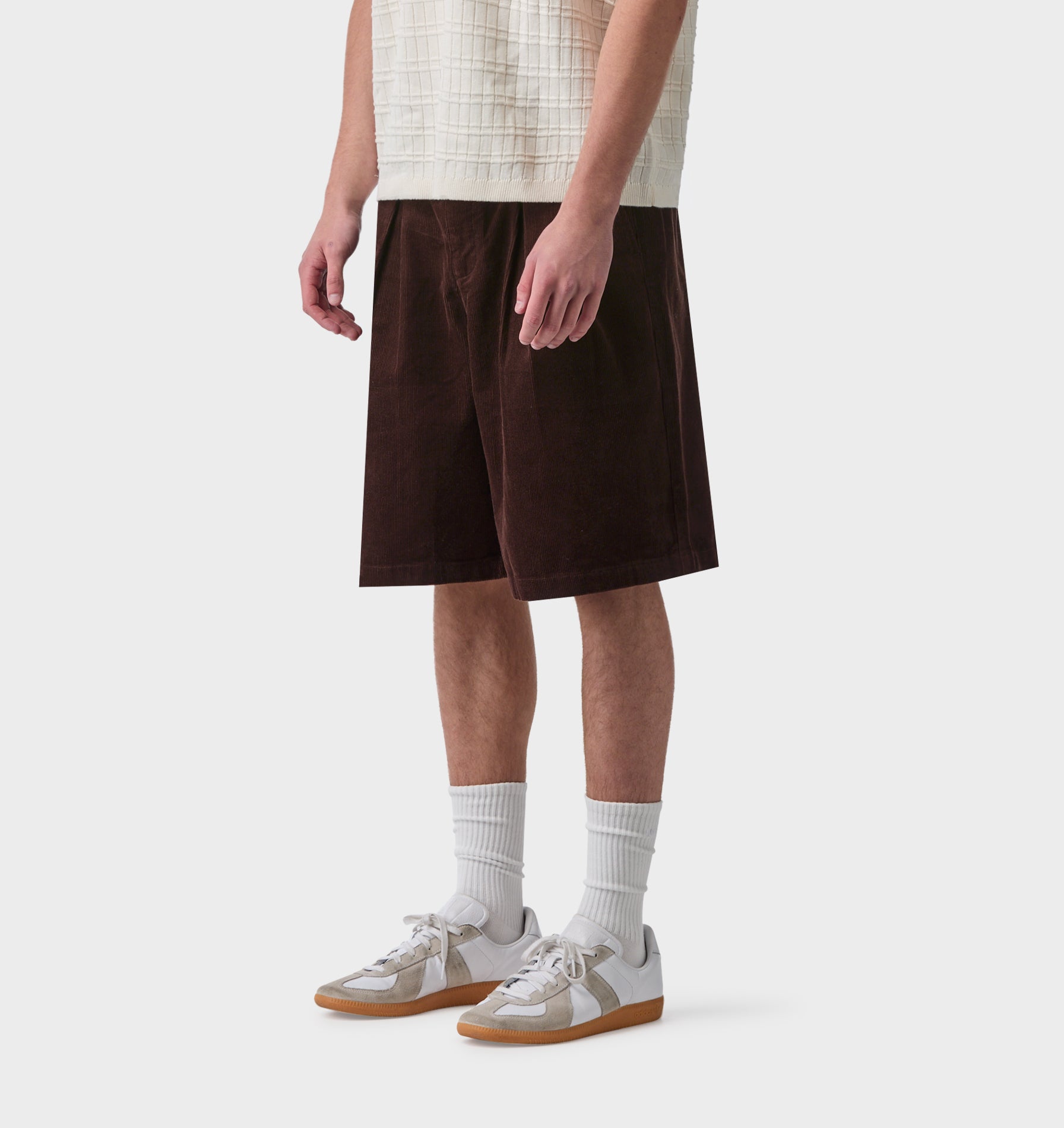 Wide Pleat Short - Espresso Cord