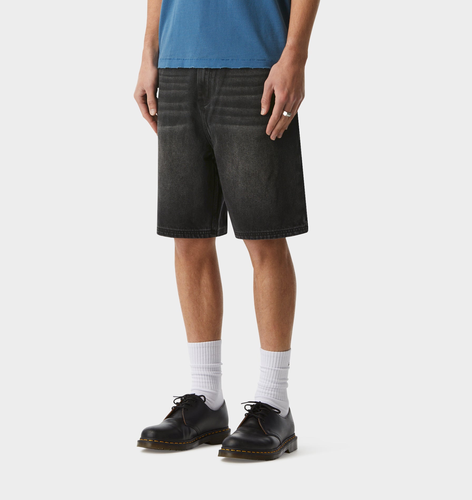 Clean Carpenter Short - Faded Black