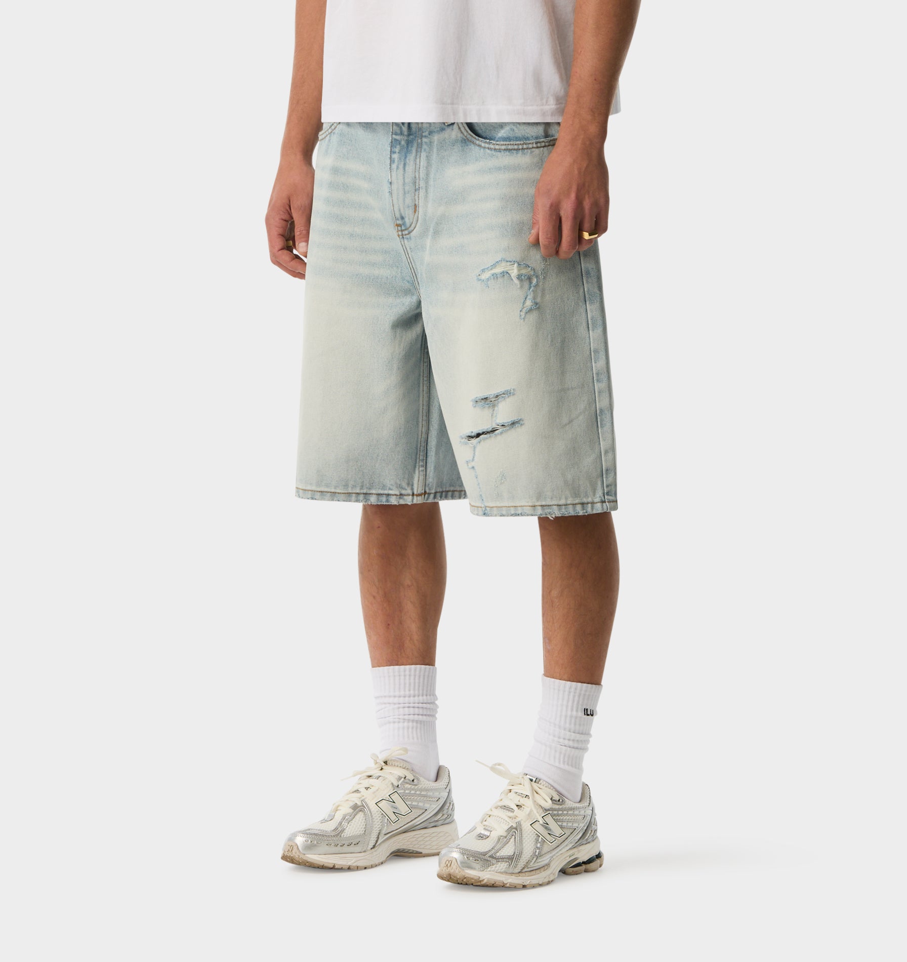 Distressed Wyatt Denim Short - Light Vintage Blue