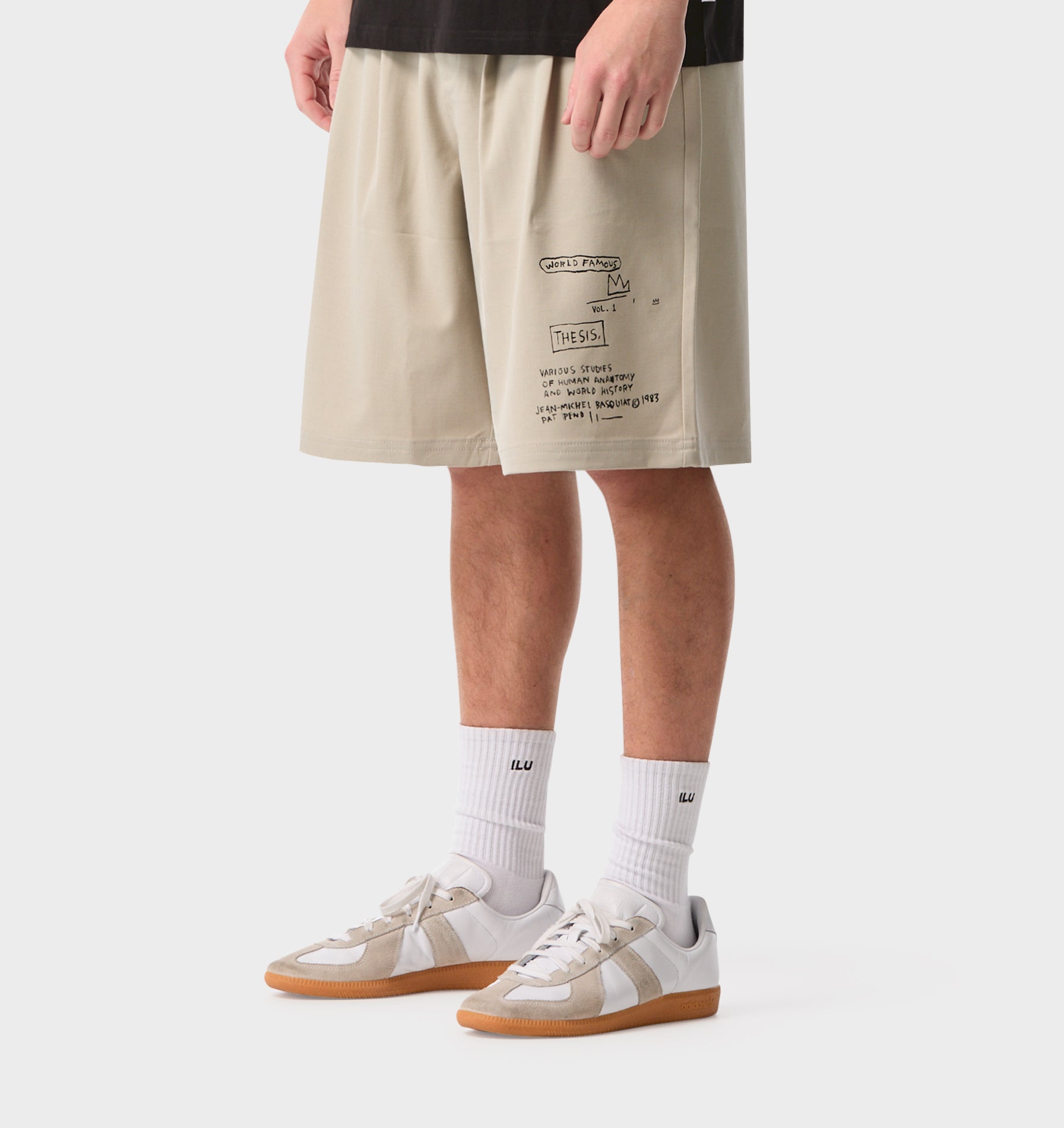 Basquiat Scribble Alby Pleat Short - Stone