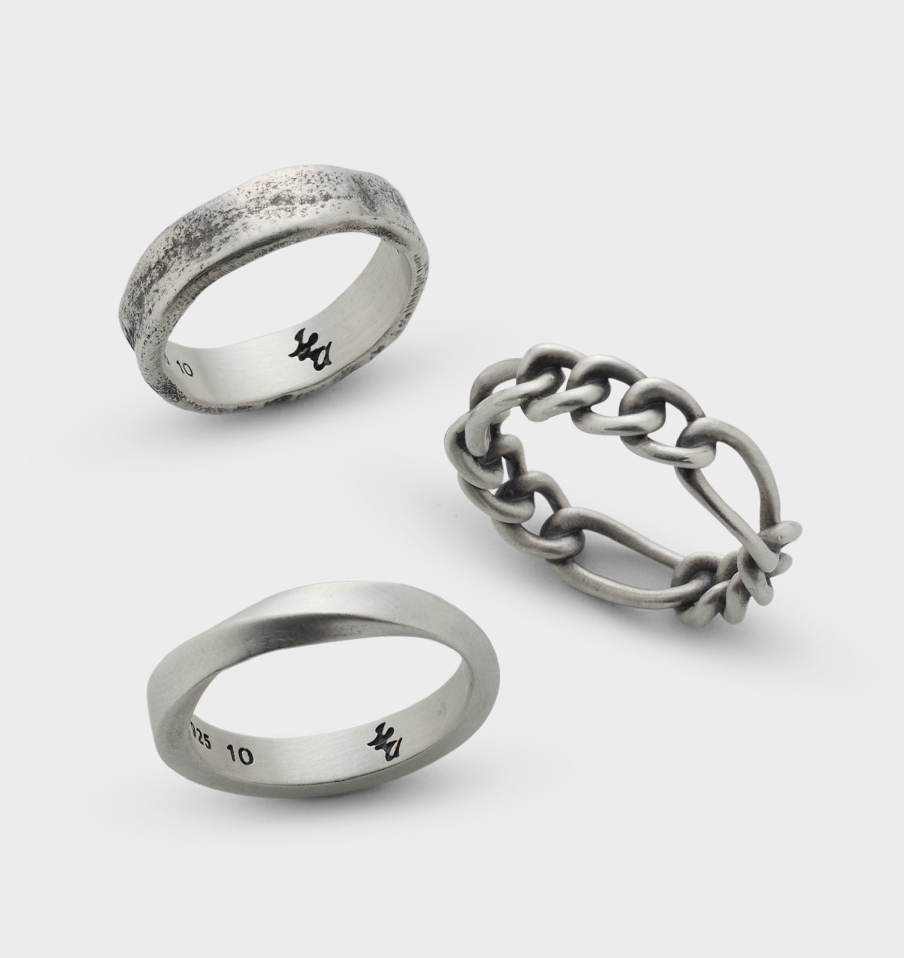 Warped Band Ring - Silver