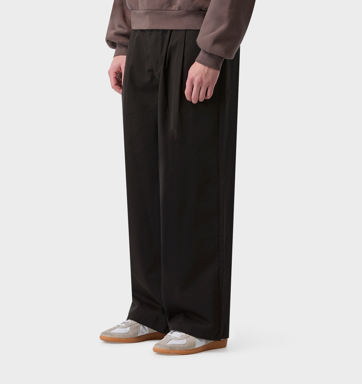 Cotton Albert Pleated Pant - Black