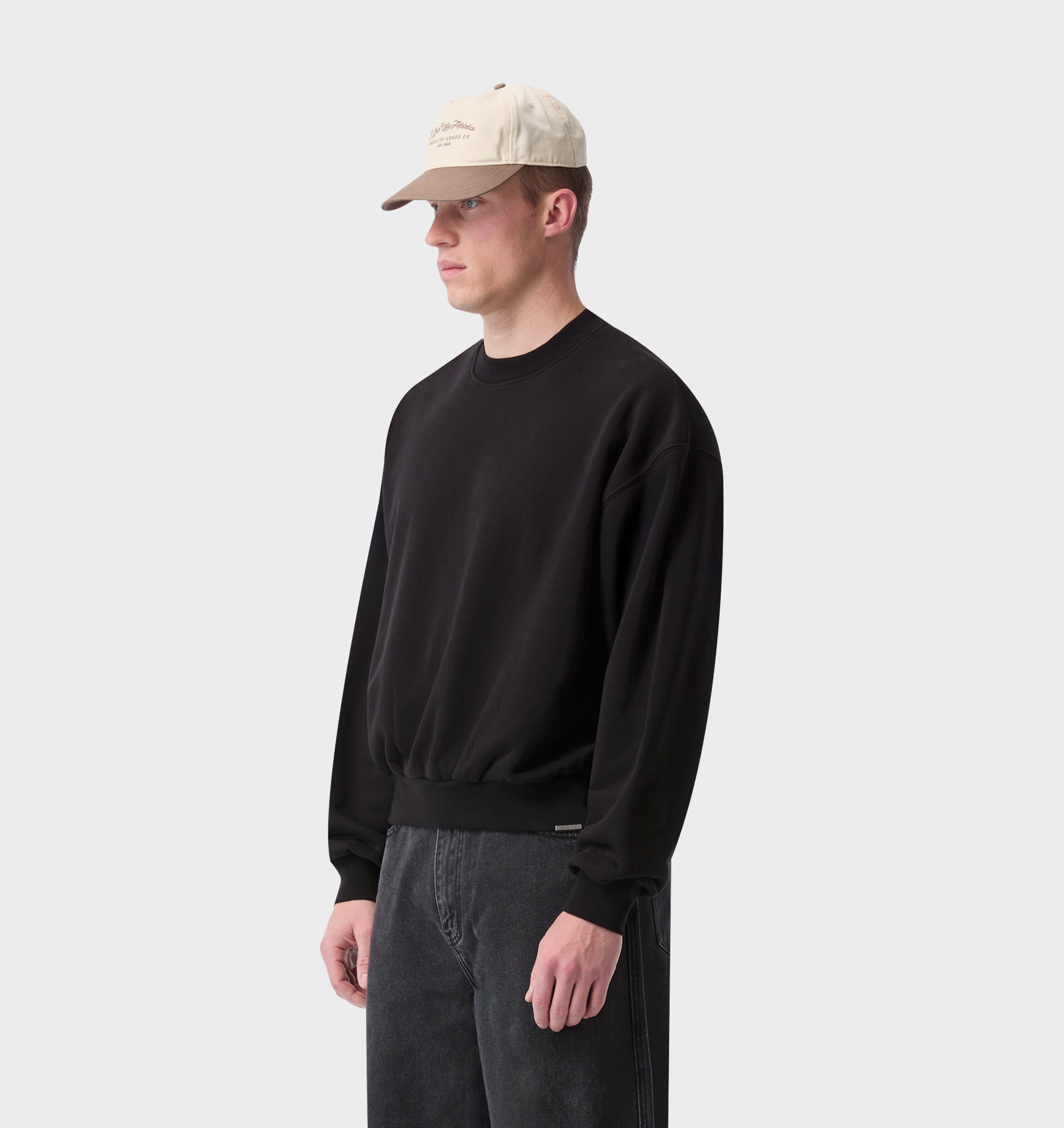 Heavy Box Crop Crew - Black