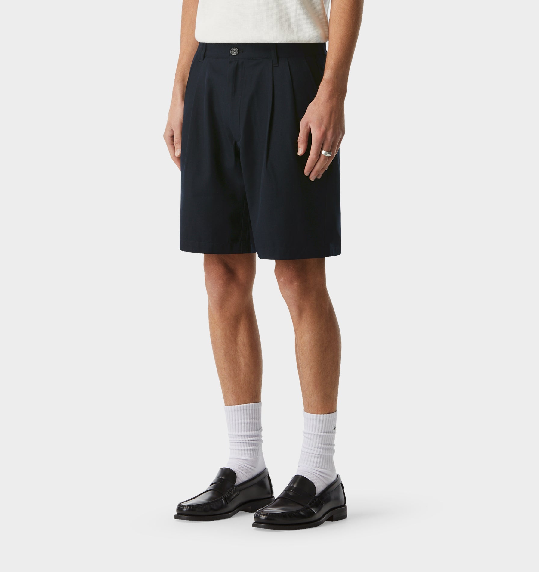 Quincy Pleated Short - Dark Navy