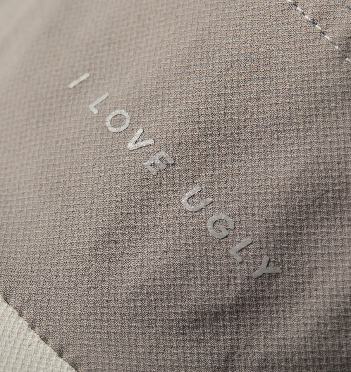 Active Crop Cap - Off White/Grey