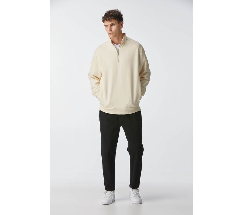Pull deals white off