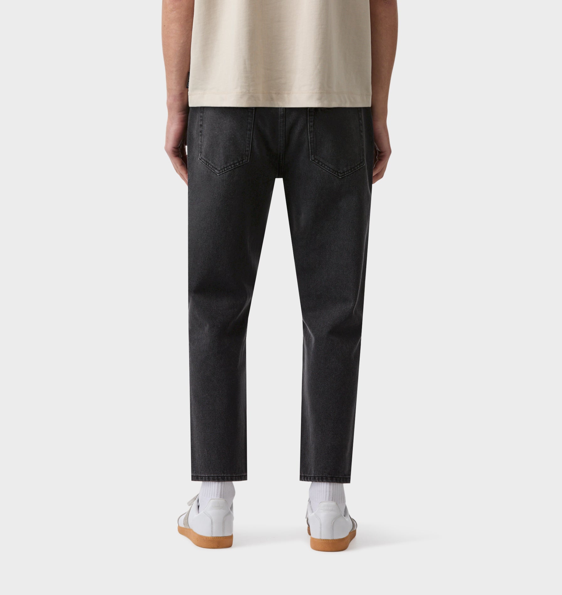 Cropped 90s Denim - Washed Black