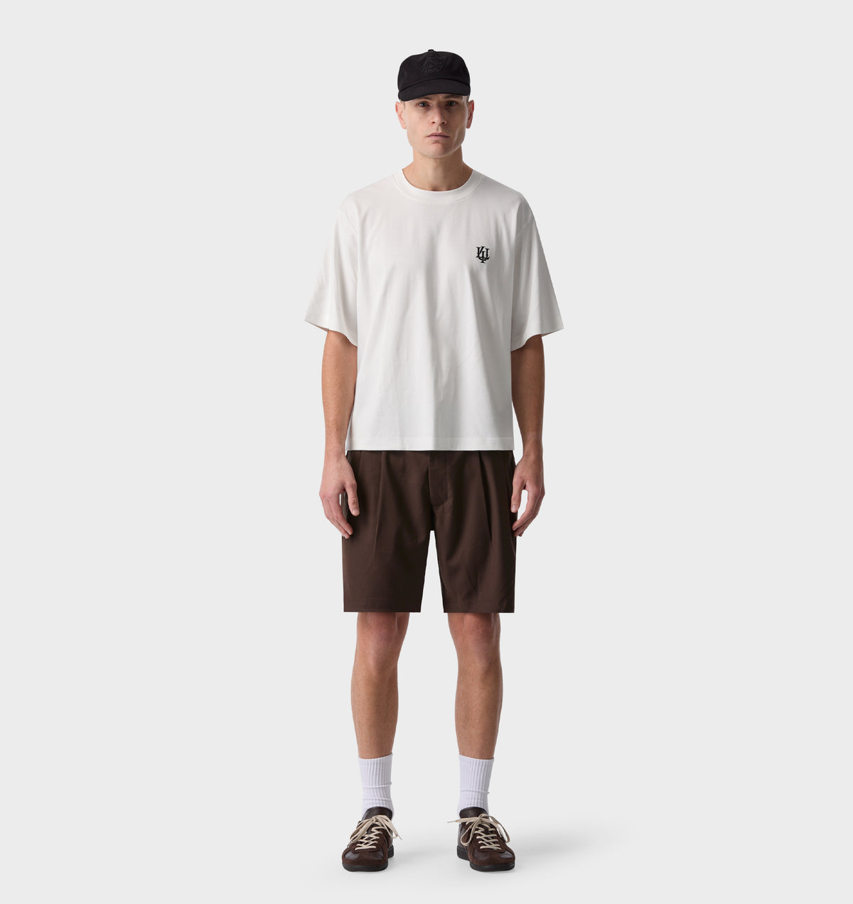 Quincy Pleated Short - Espresso