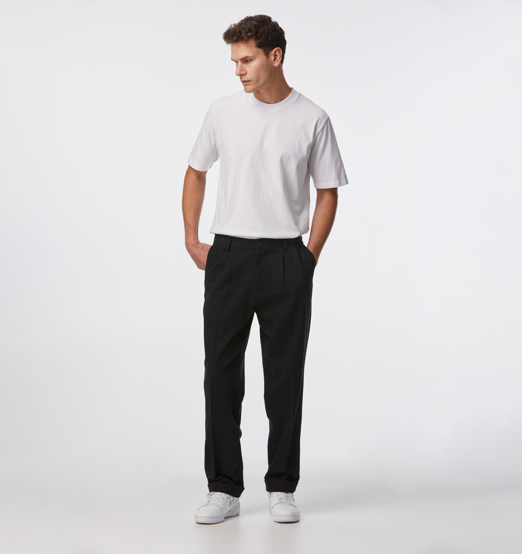 Linen Noah Pleated Pant - Black