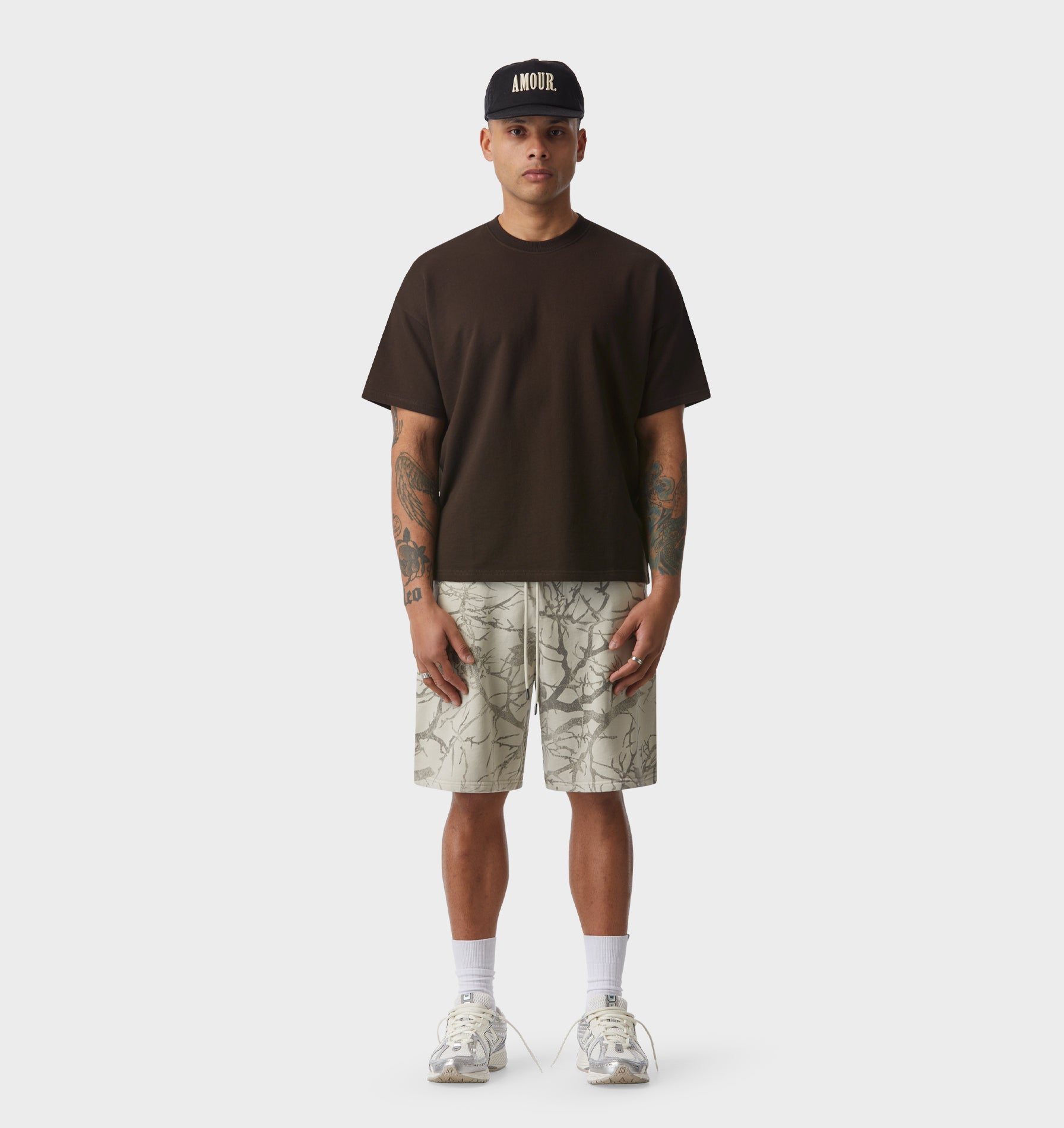 Heavy Lewi Tee - Coffee Bean