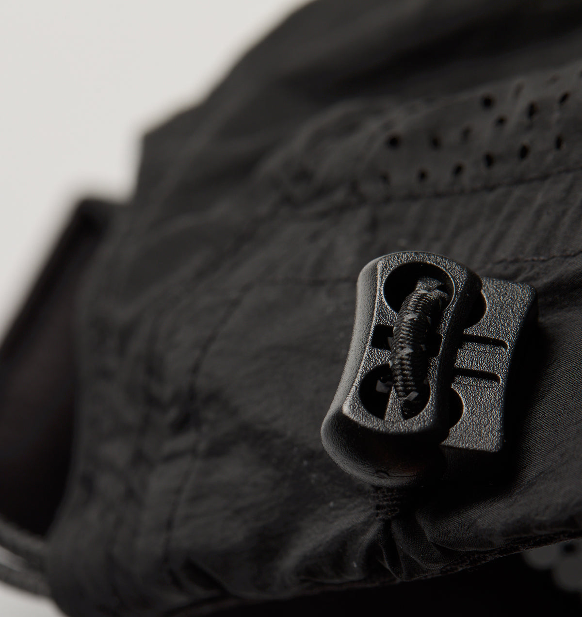 Active 5 Panel Cap - Black Crinkle