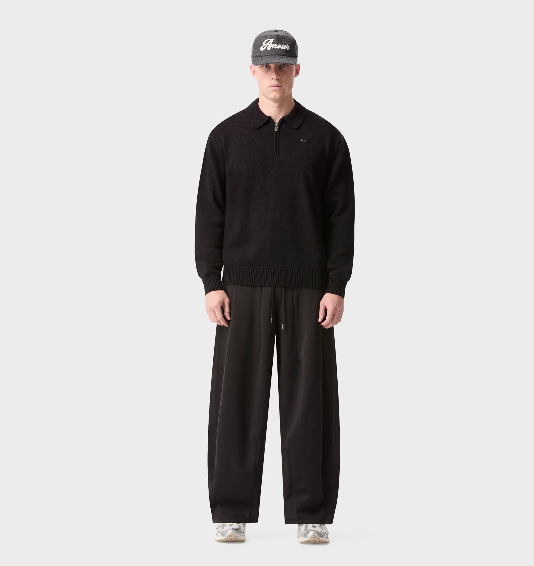 Knit Mario Pullover - Black