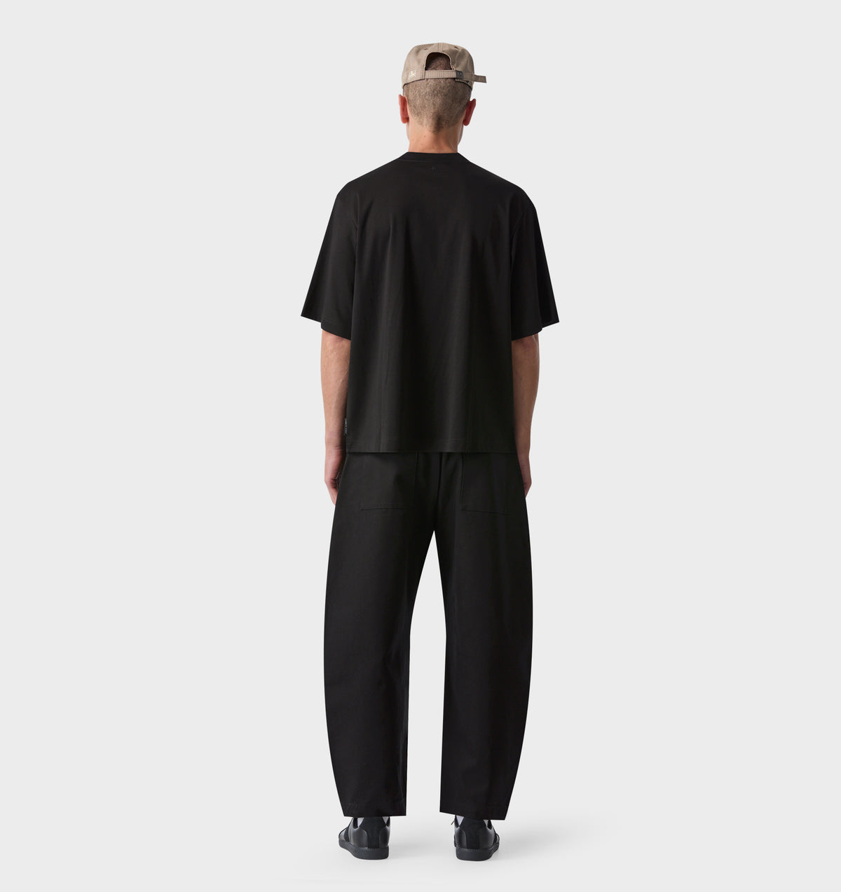 Barrel Leg Crop Pant - Black
