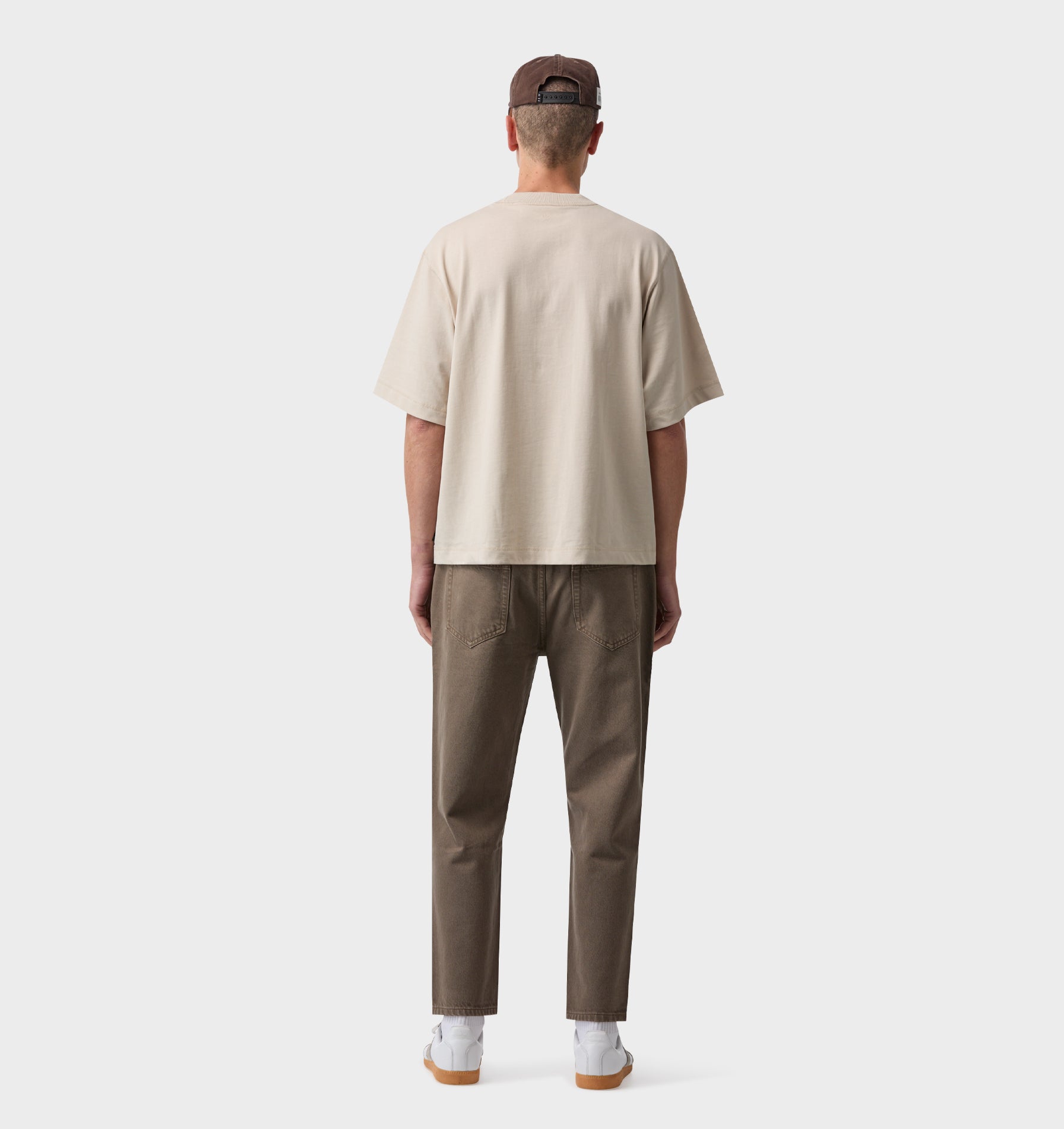 Cropped 90s Denim - Mocha