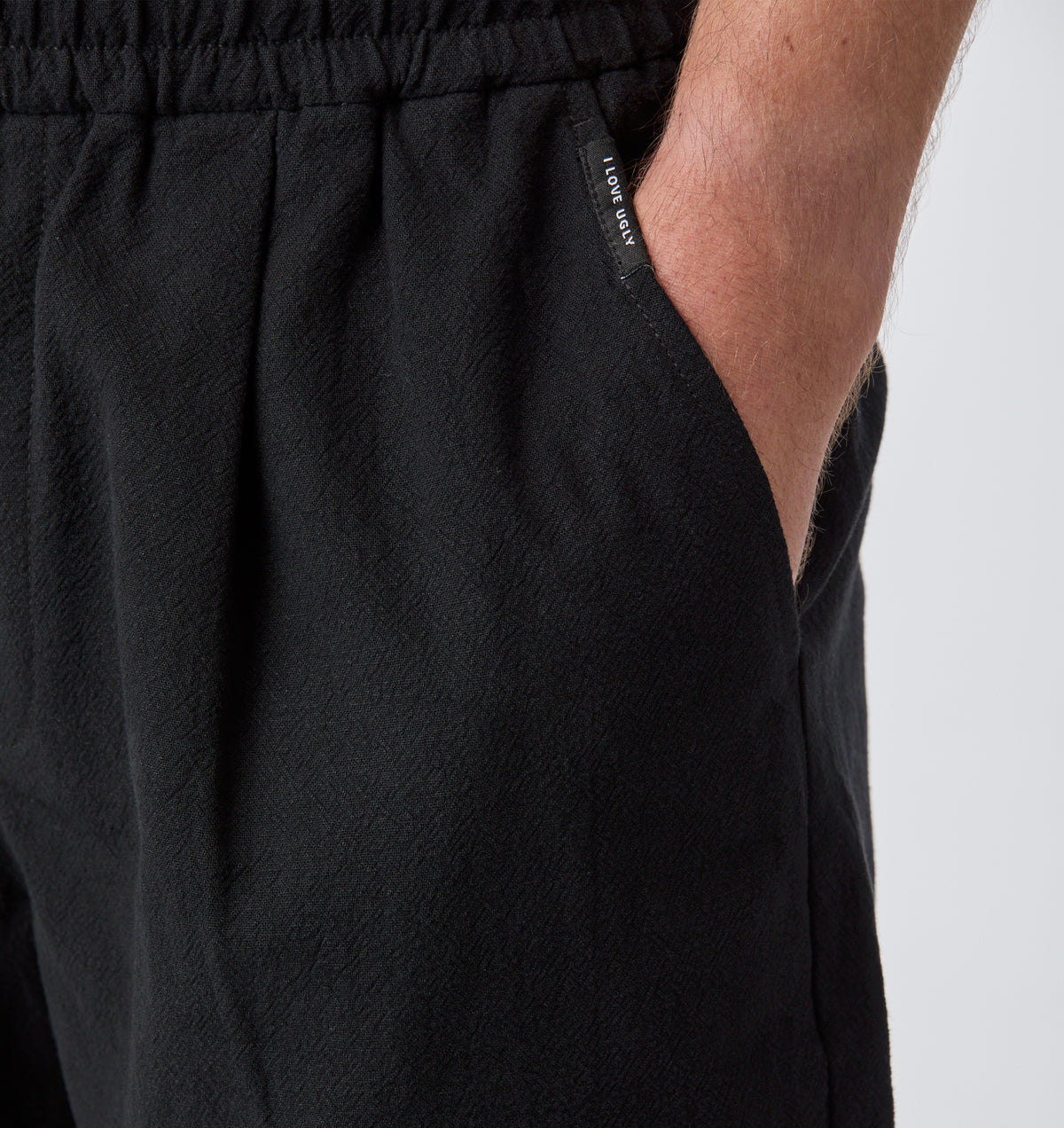 Linen Michael Pleat Short - Black
