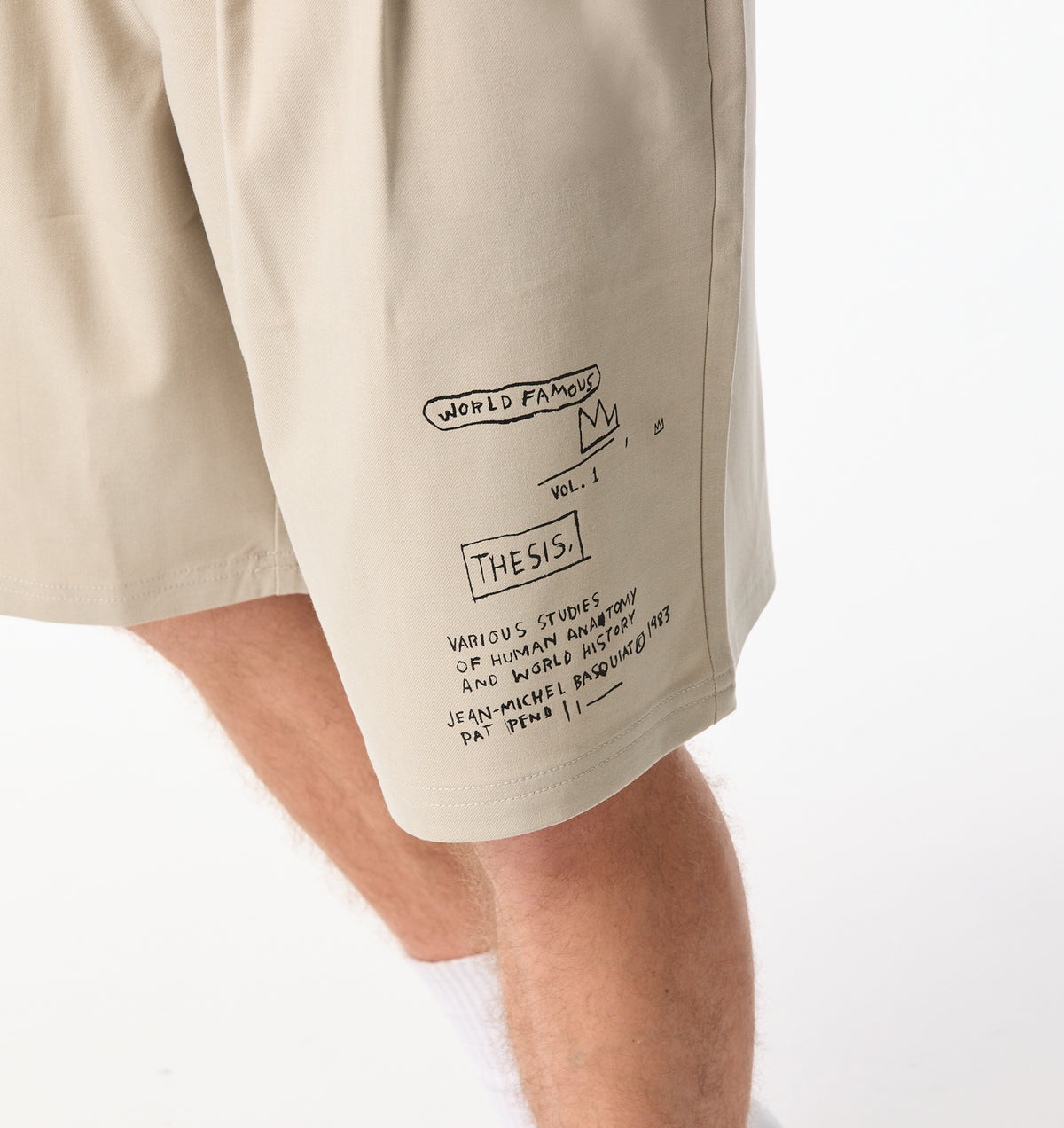 Basquiat Scribble Alby Pleat Short - Stone