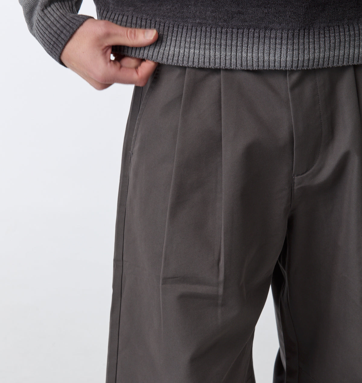 Balloon Pleat Pant - Charcoal Grey