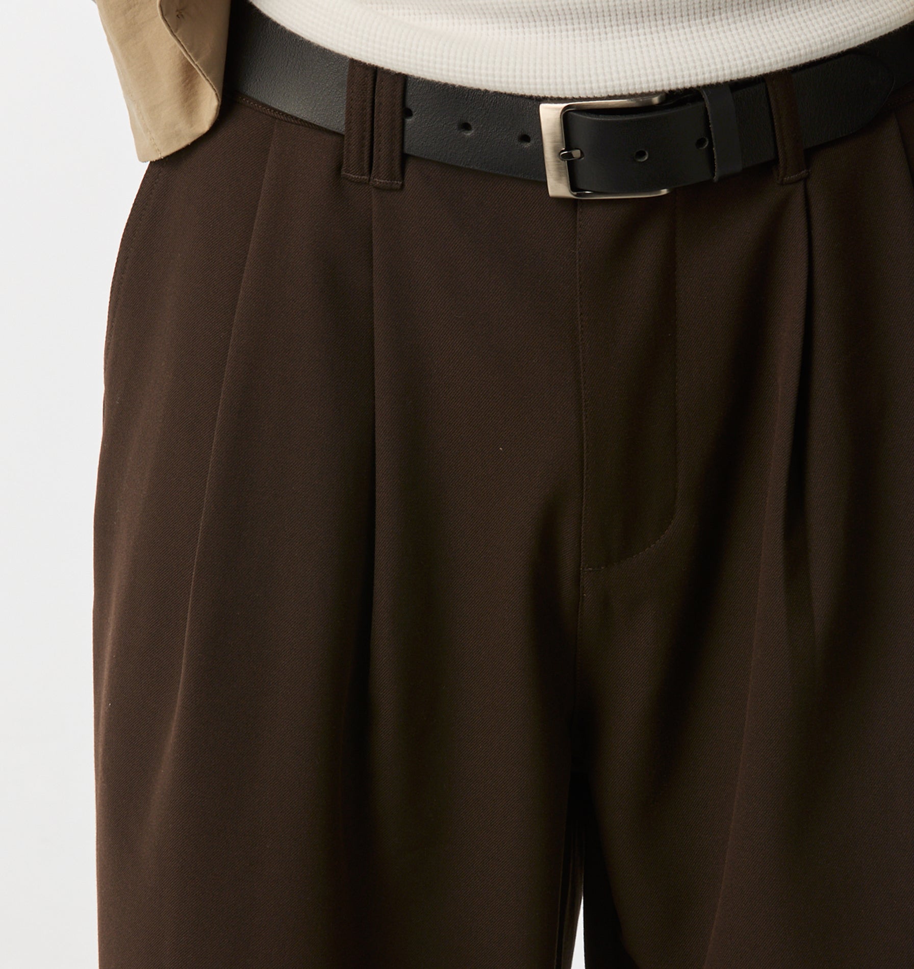 Alby Pleated Short - Espresso