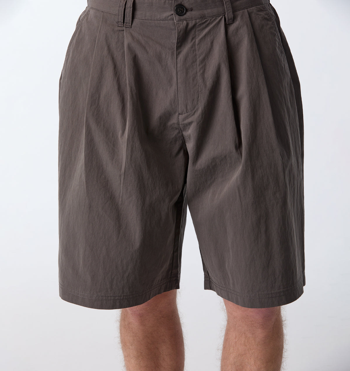 Nylon Alby Pleated Short - Charcoal