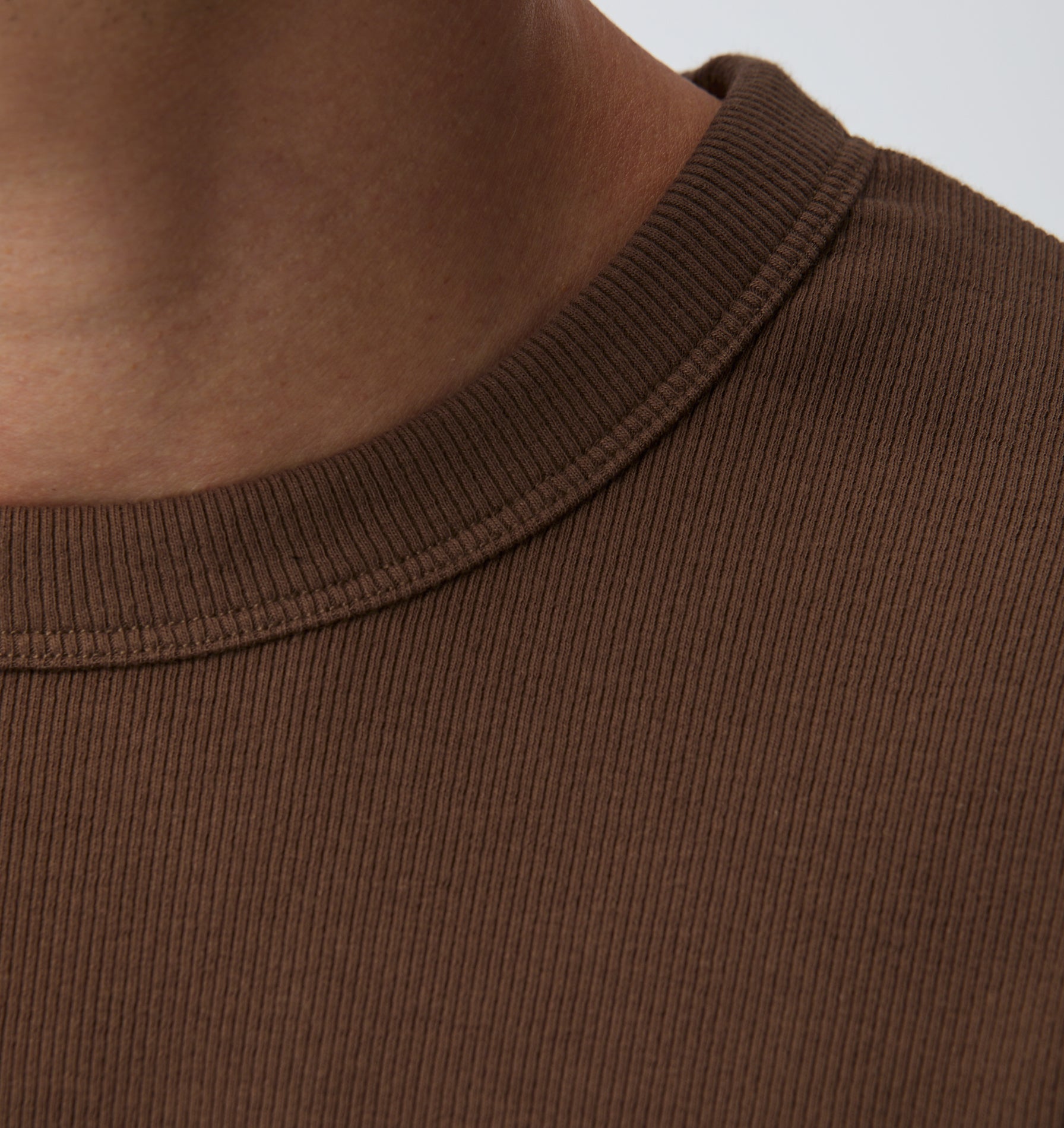 Ribbed Slim Tee - Fossil Brown