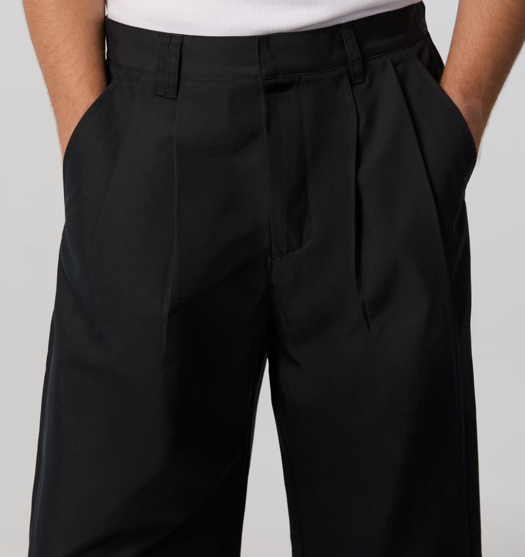 Balloon Pleat Pant - Black
