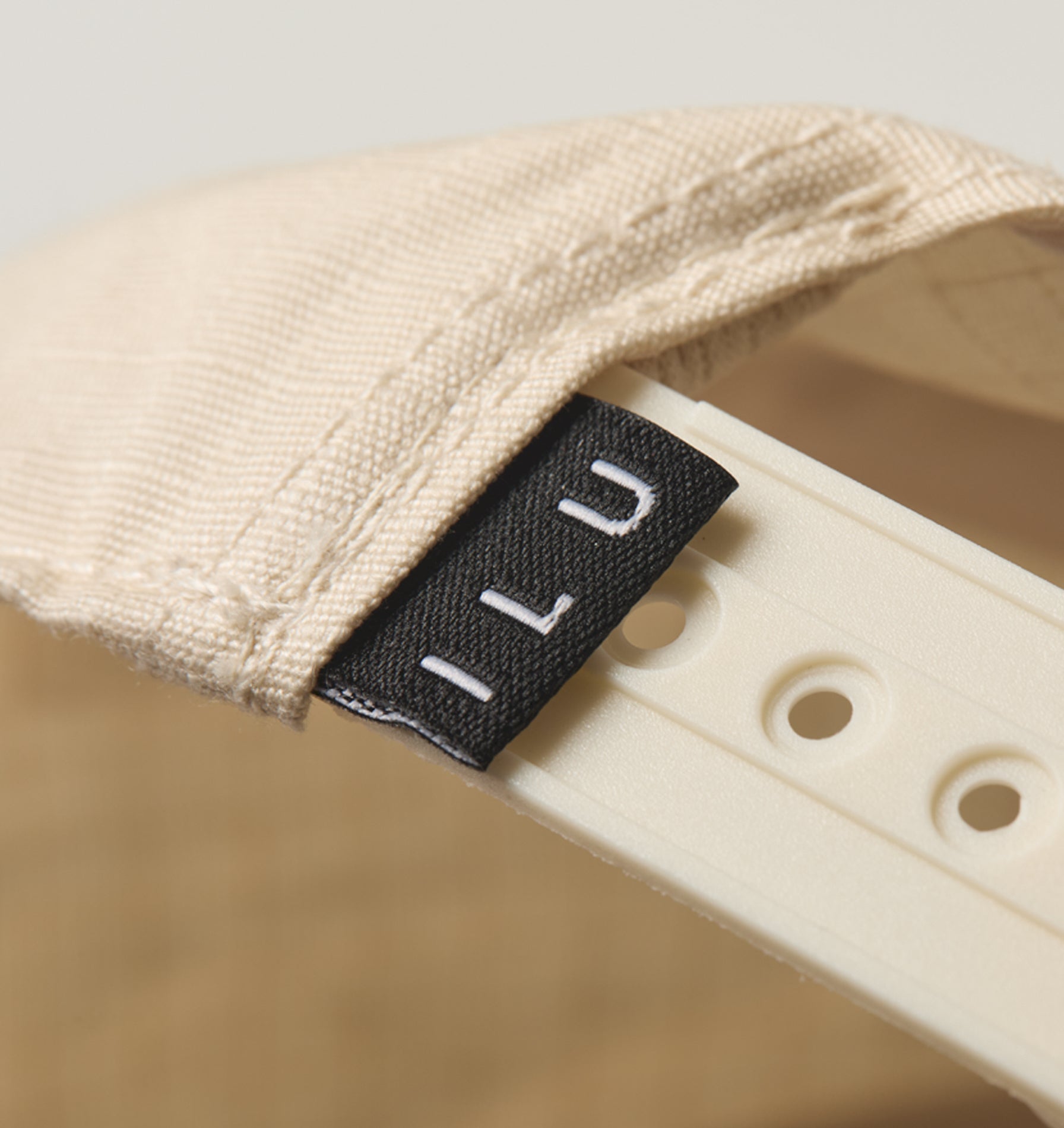 Flores Cap - Fossil Brown/Off White