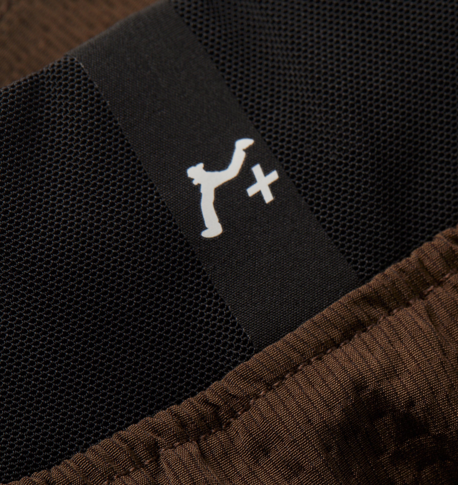 GR X ILU 5" Split Short - Brown